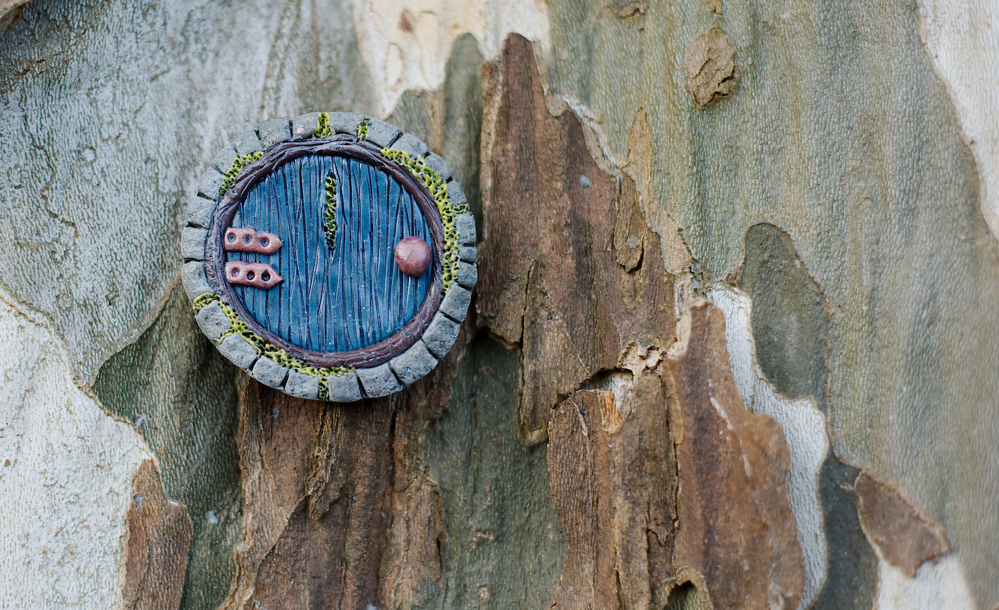 Les Pin's Porte de Hobbit