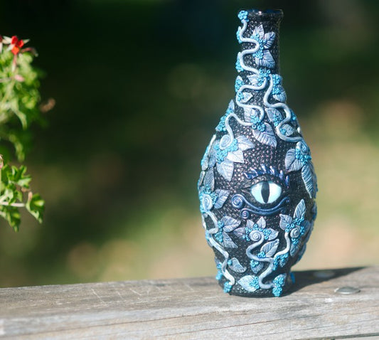 Vase Draconique bleu et noir